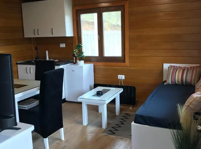 Etno Selo Rasinski Lug Apartman Ravni